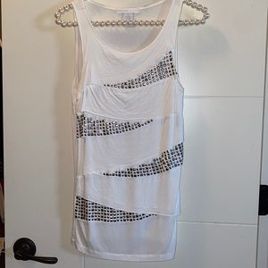 White tunic with silver stud